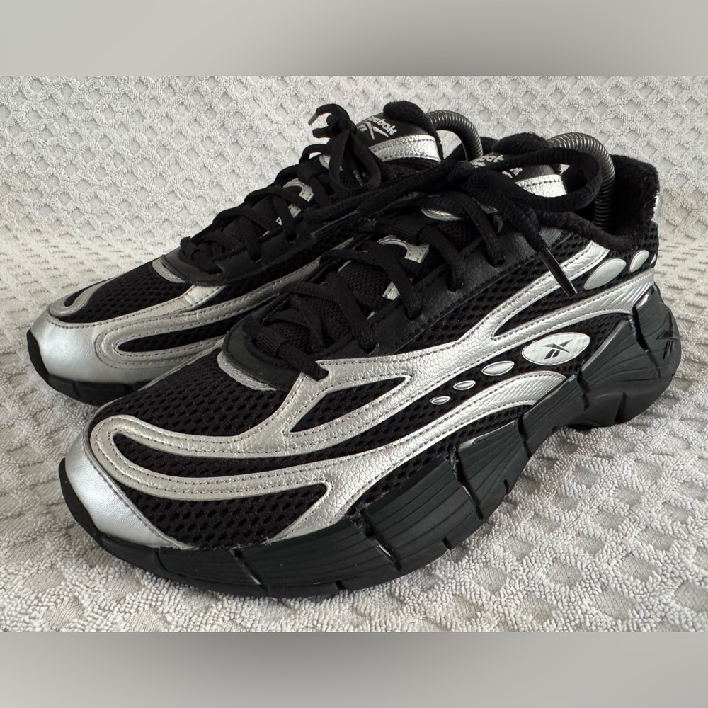 Reebok x Danielle Guizio Zig Kinetica 2.5 Edge Black Silver Metallic Size 8.5